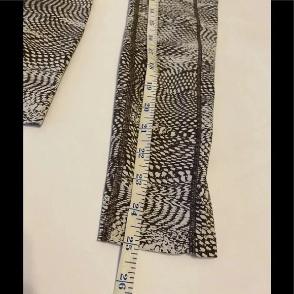 Lululemon Fast & Free Swerve Vapor Metal Grey Pant - Picture 14 of 14